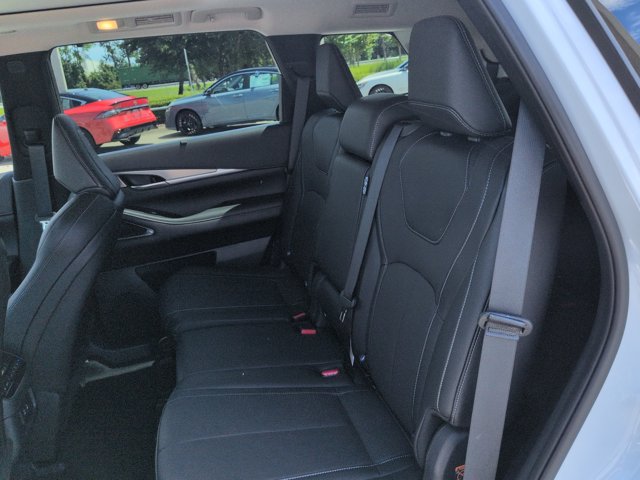 Used 2026 INFINITI QX60 Luxe w/ Cargo Package AWD/4WD image 14