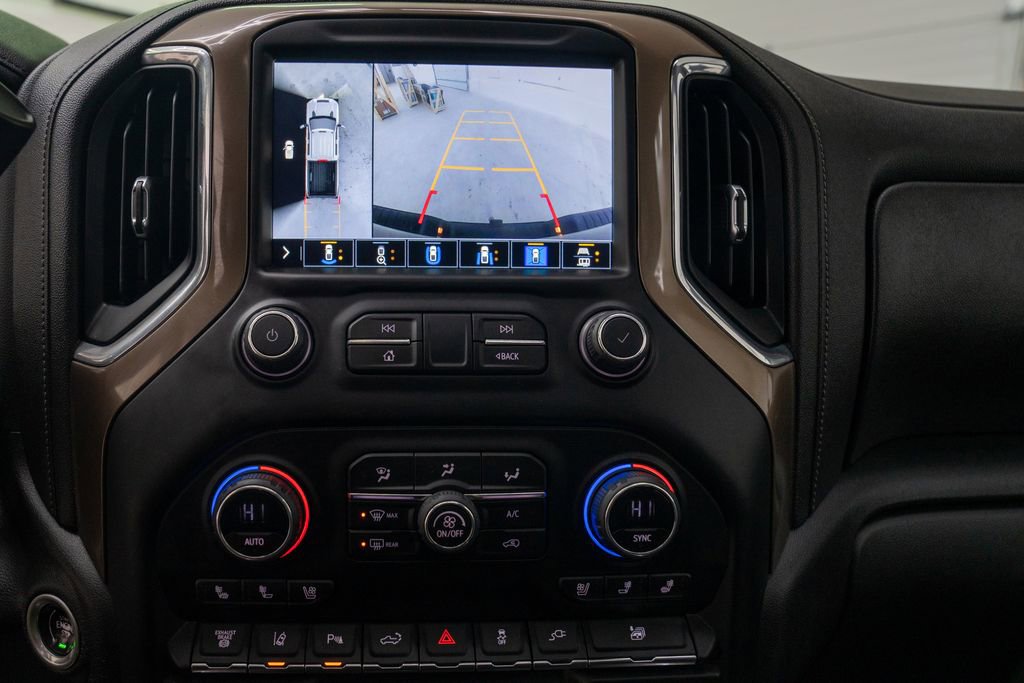 Used 2023 Chevrolet Silverado 2500 High Country w/ Technology Package image 26