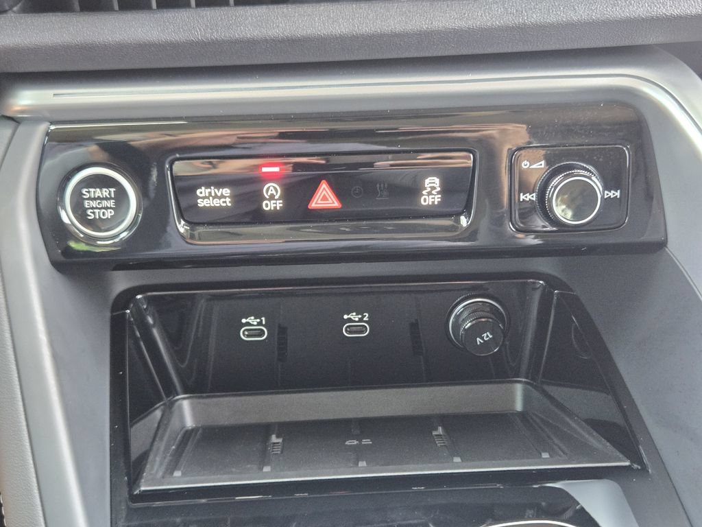 Certified 2025 Audi Q5 Premium Plus AWD/4WD image 24