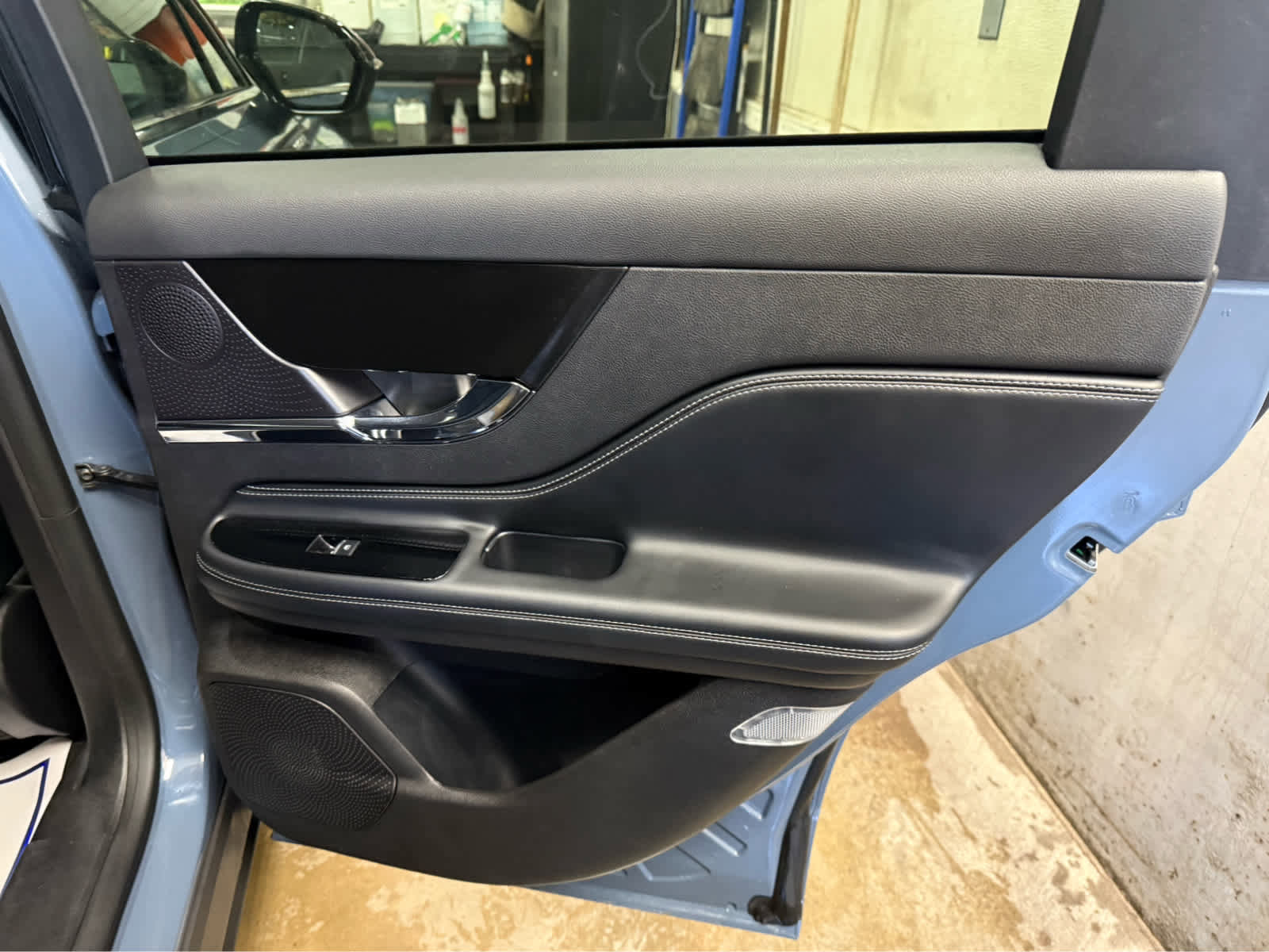 Used 2023 Lincoln Corsair AWD w/ Equipment Group 101A image 15