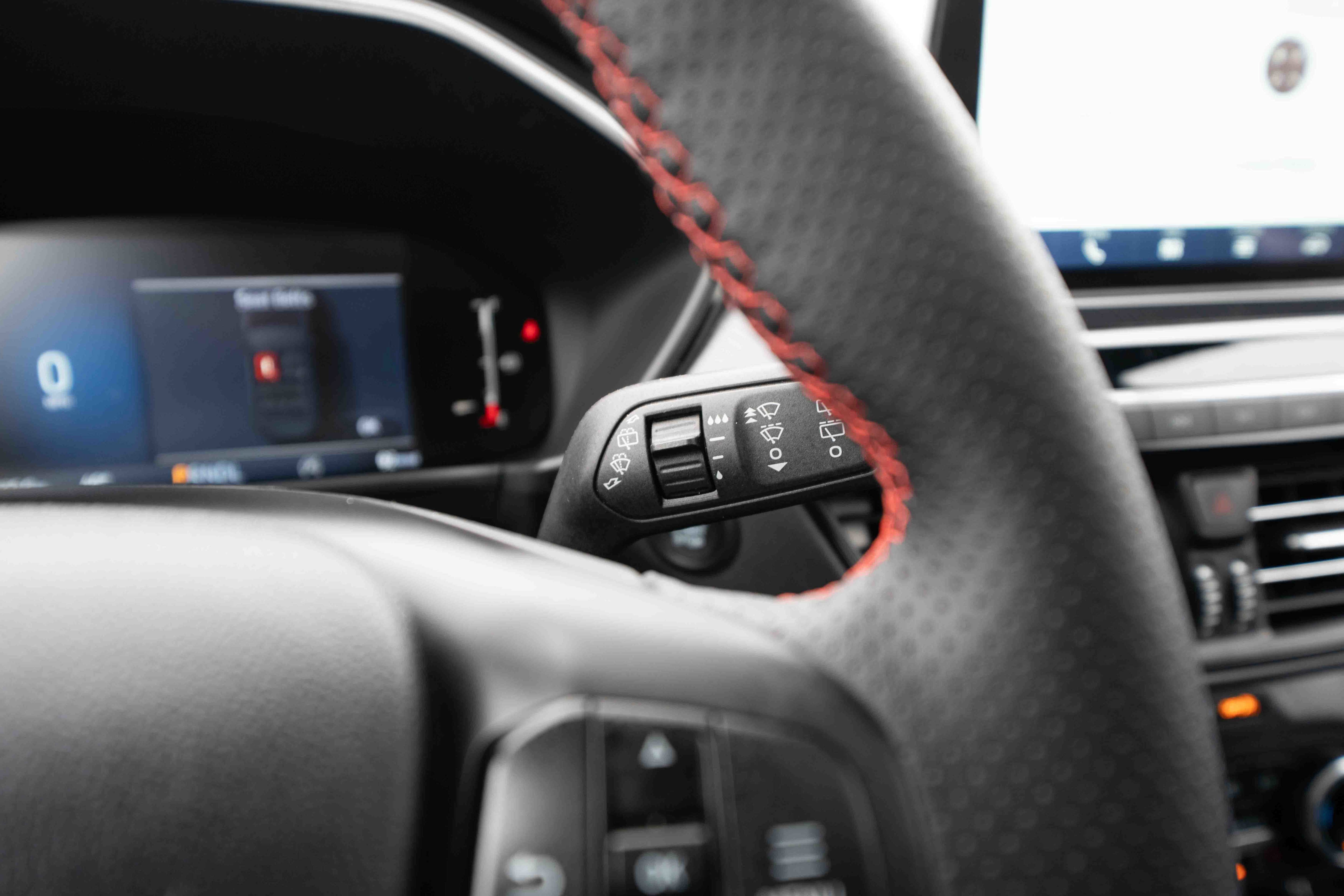 Used 2025 Ford Escape ST-Line w/ Cold Weather Package image 14