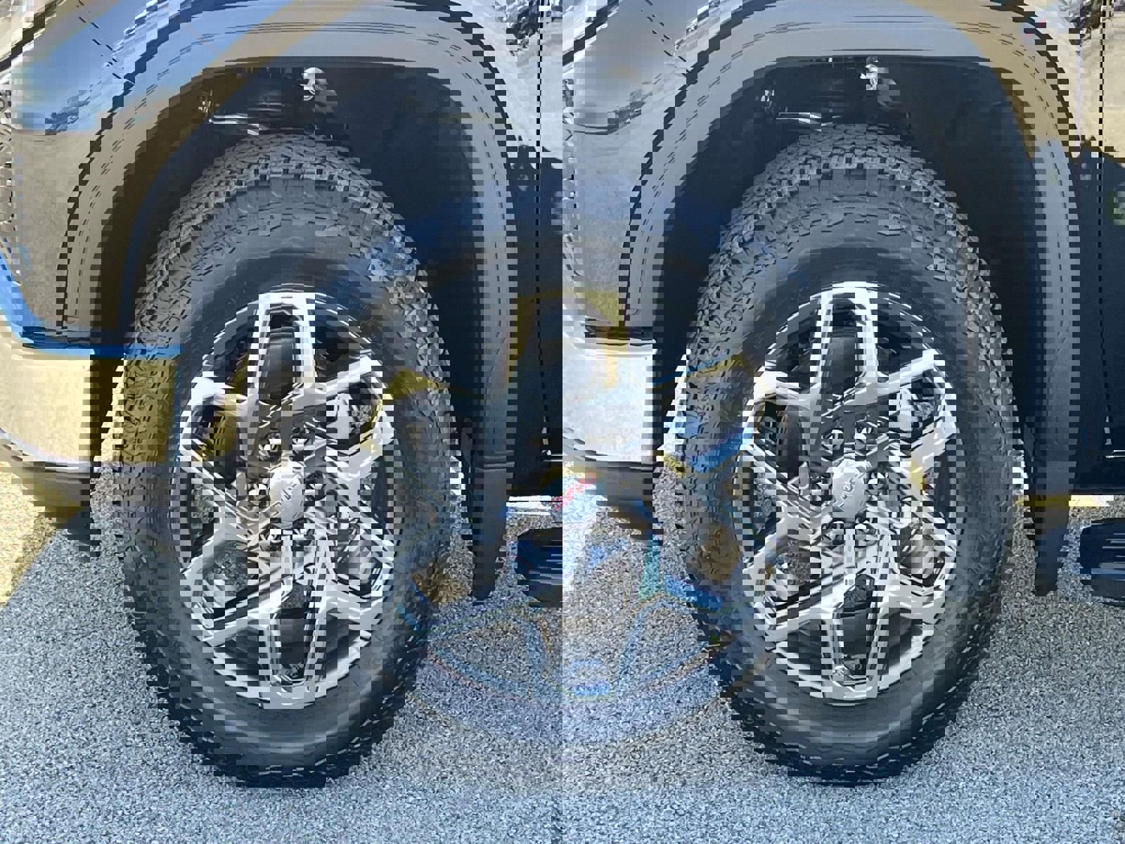 New 2026 GMC Sierra 1500 SLT w/ SLT Premium Plus Package image 12