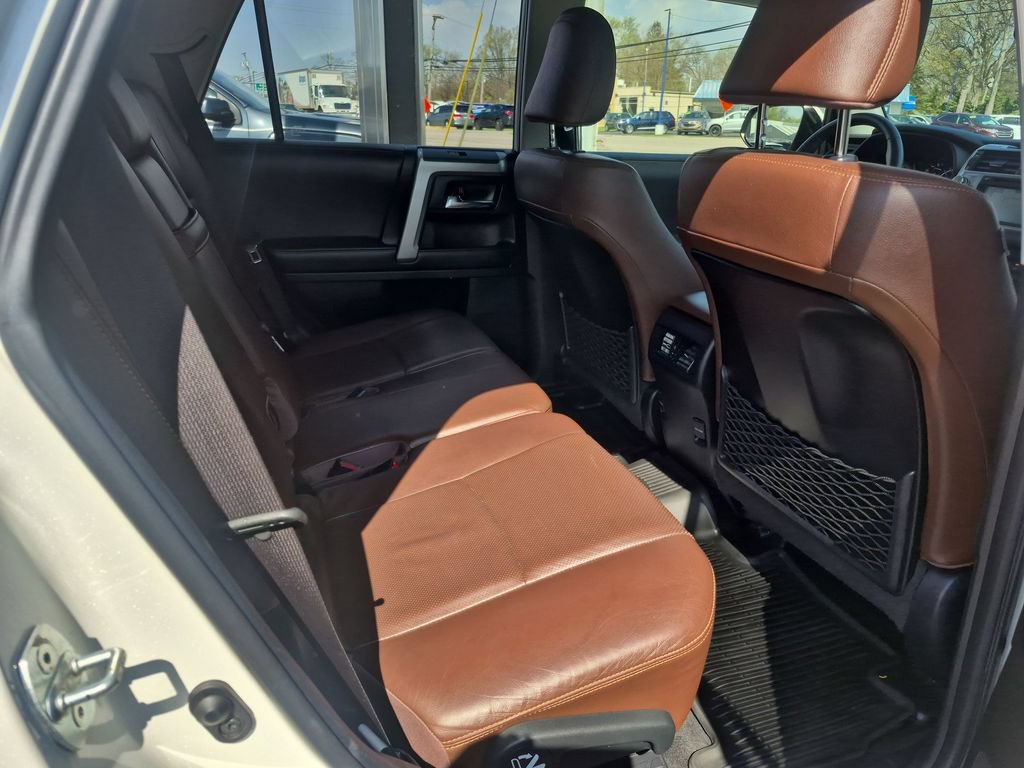 Used 2019 Toyota 4Runner Limited AWD/4WD image 30