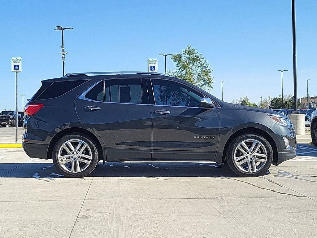 Used 2018 Chevrolet Equinox Premier AWD/4WD image 9