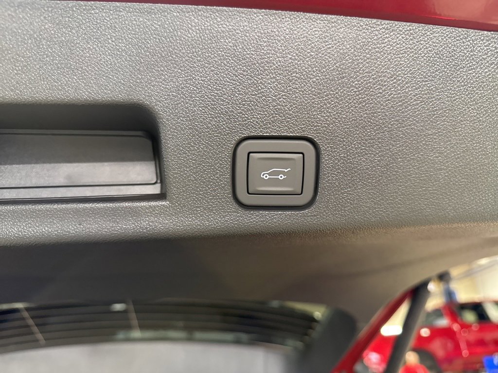 New 2025 GMC Acadia Elevation w/ Elevation Premium Package image 13