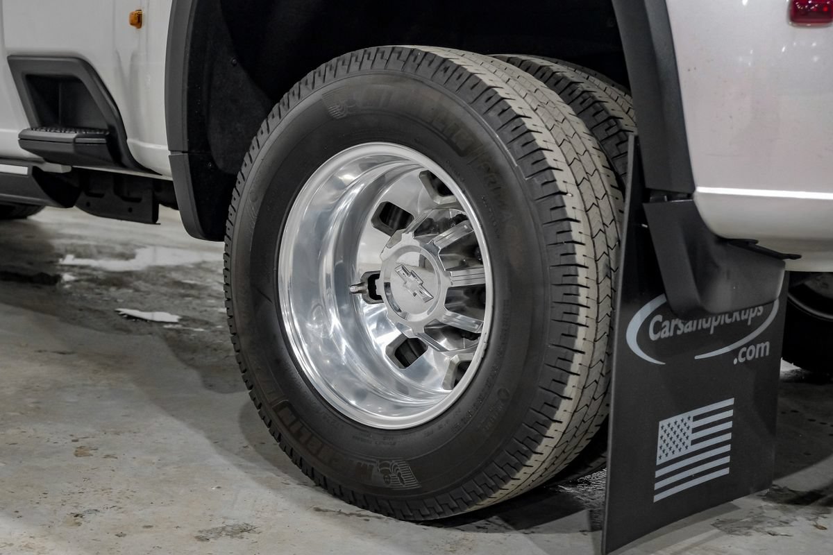 Used 2025 Chevrolet Silverado 3500 High Country w/ High Country Premium Package AWD/4WD image 63