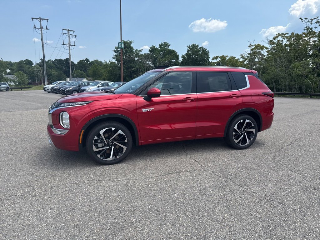 New 2025 Mitsubishi Outlander SEL image 14