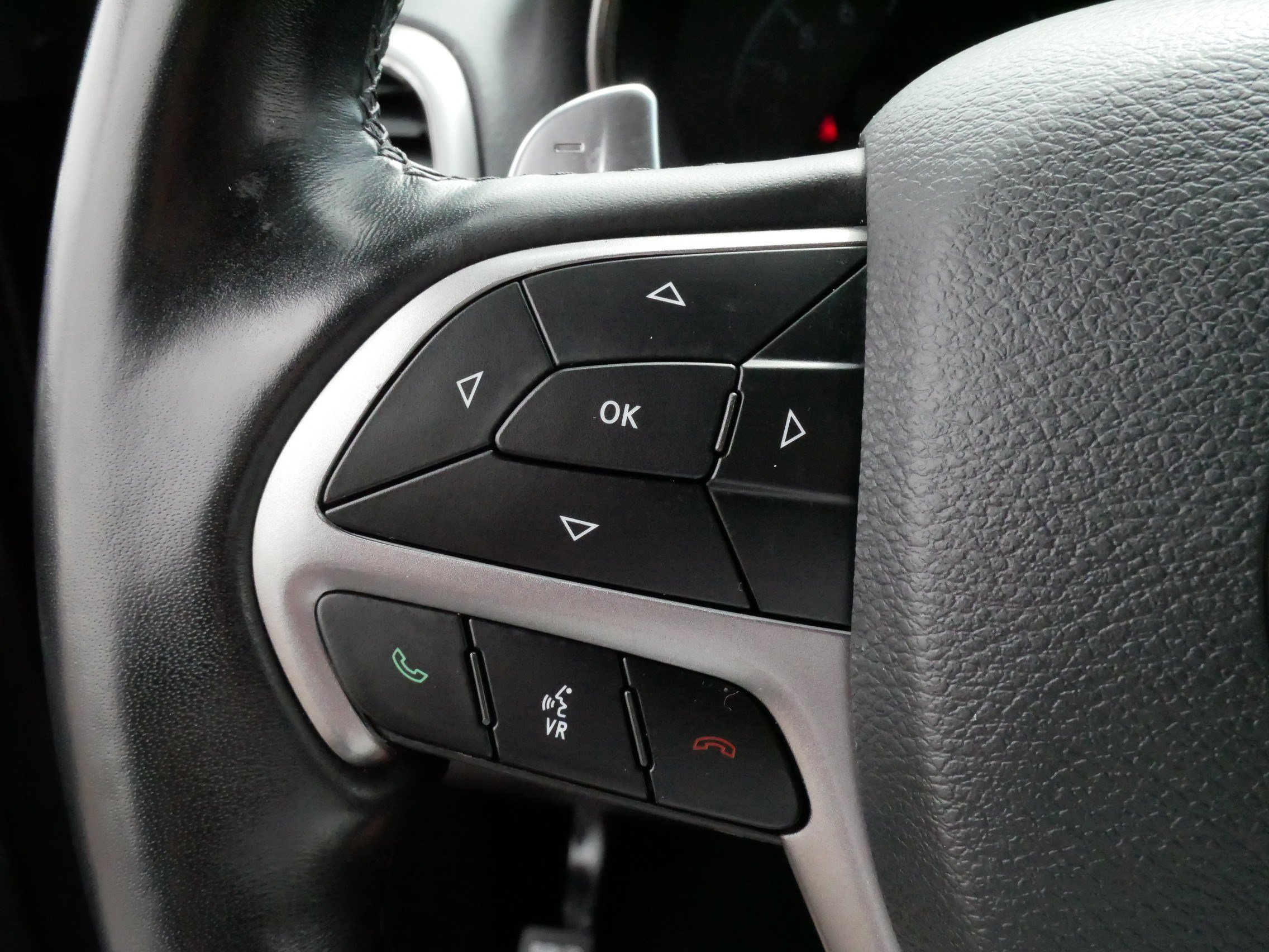 Used 2021 Jeep Grand Cherokee Limited X AWD/4WD image 27