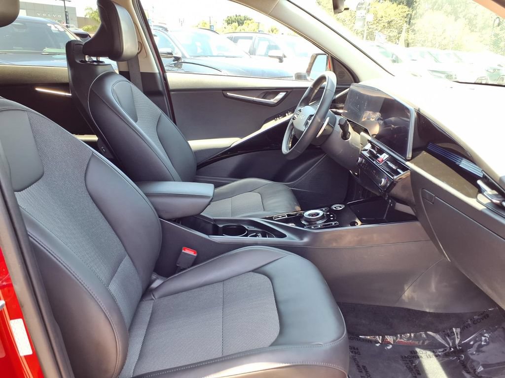Used 2023 Kia Niro Wind FWD image 10