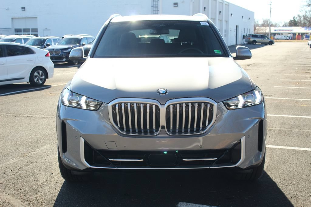 Used 2026 BMW X5 xDrive40i AWD/4WD image 2
