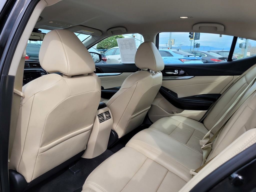 Used 2023 Nissan Maxima SV w/ Floor Mat Group image 14