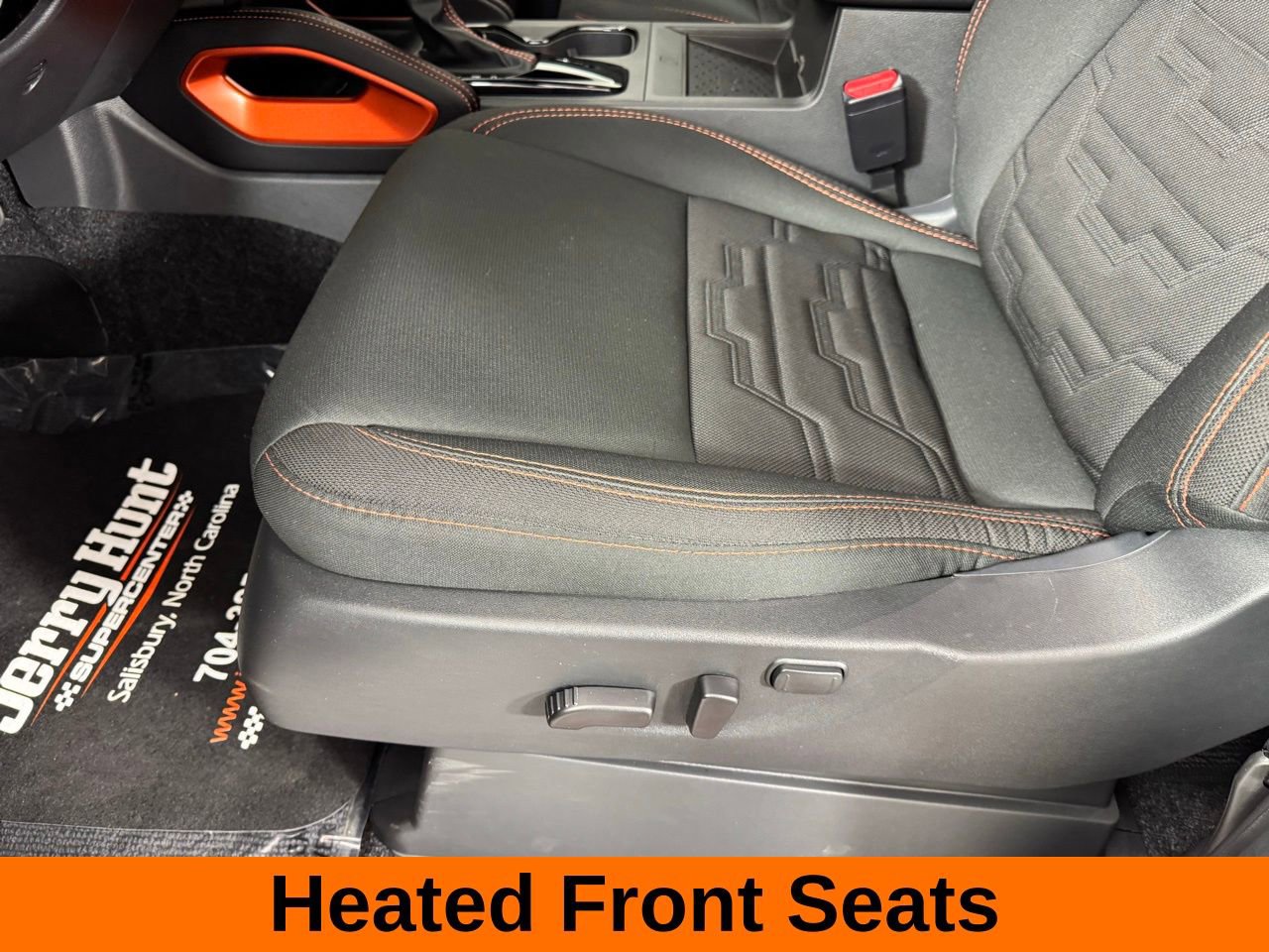 Used 2025 Nissan Frontier PRO-4X w/ Pro Convenience Package image 12