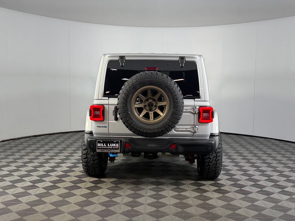 Used 2024 Jeep Wrangler Unlimited Rubicon 4xe AWD/4WD image 9