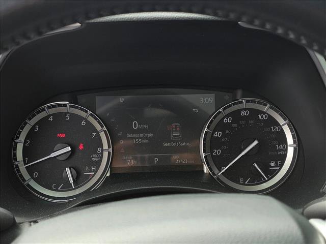 Used 2022 Toyota Highlander XLE AWD/4WD image 29
