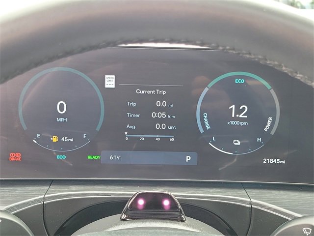 Used 2025 Hyundai Santa Fe Limited image 7