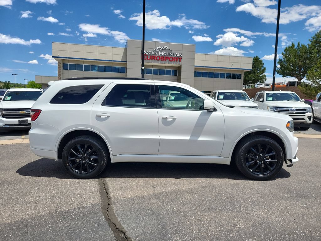 Used 2017 Dodge Durango GT w/ Premium Group AWD/4WD image 3