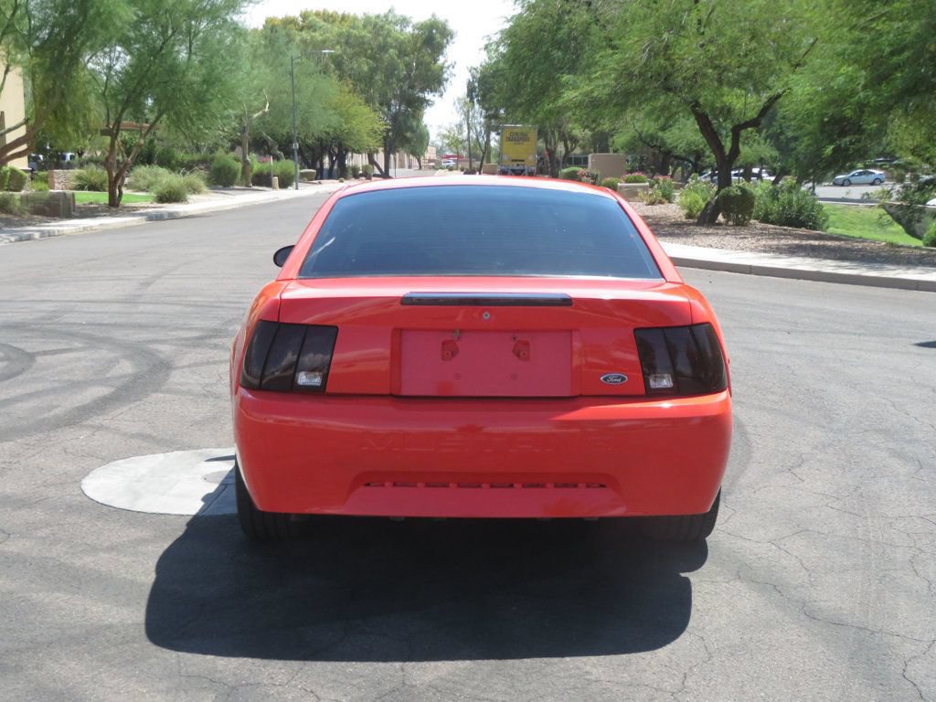 Used 2004 Ford Mustang Coupe RWD image 12