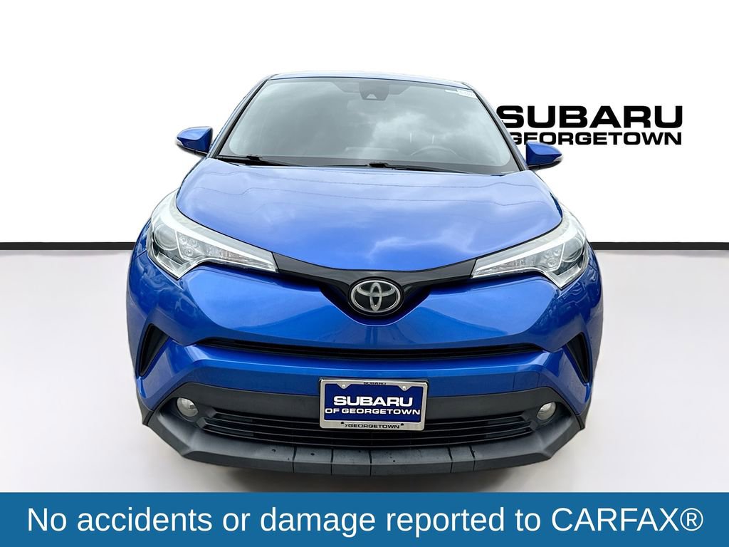 Used 2018 Toyota C-HR XLE FWD video 2