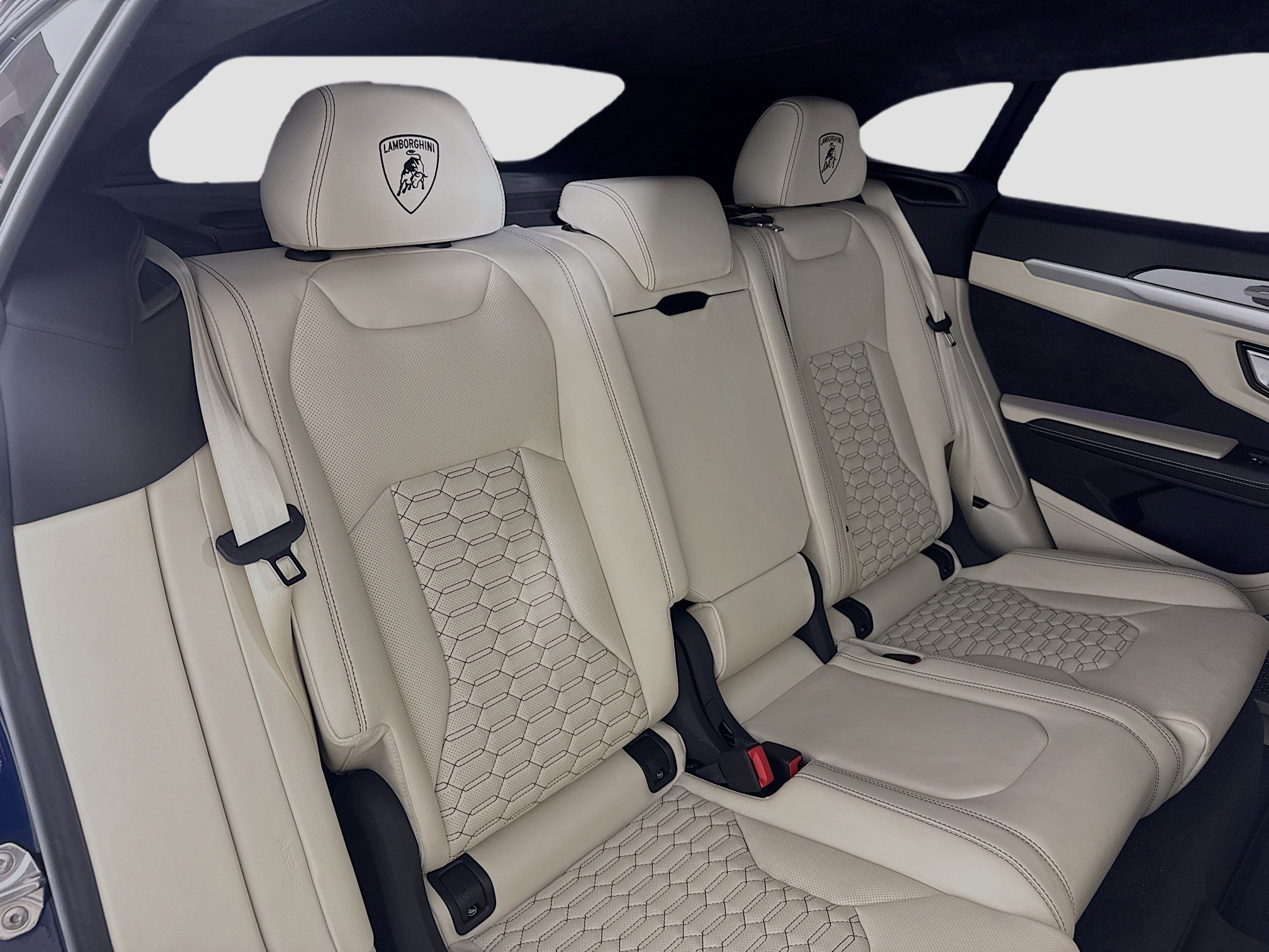 Used 2022 Lamborghini Urus AWD/4WD image 26