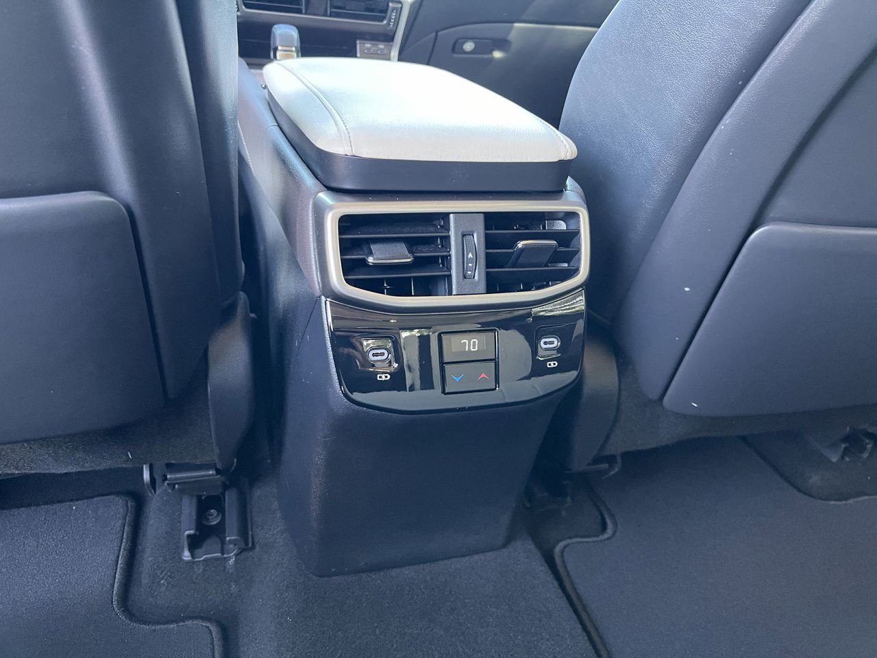 Used 2023 Lexus RX 350 FWD w/ Accessory Package (Z1) image 28