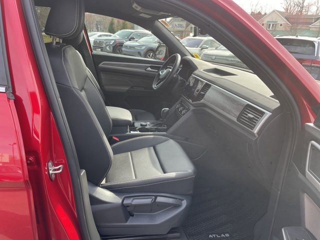 Certified 2023 Volkswagen Atlas Cross Sport SE image 12