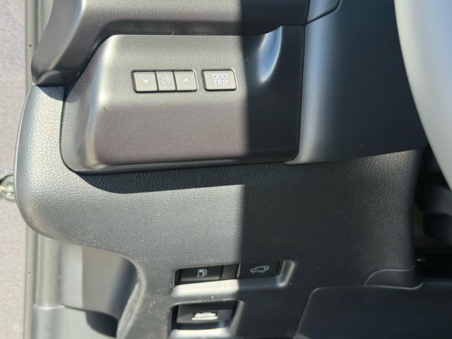 New 2026 Lexus UX 300h FWD image 14