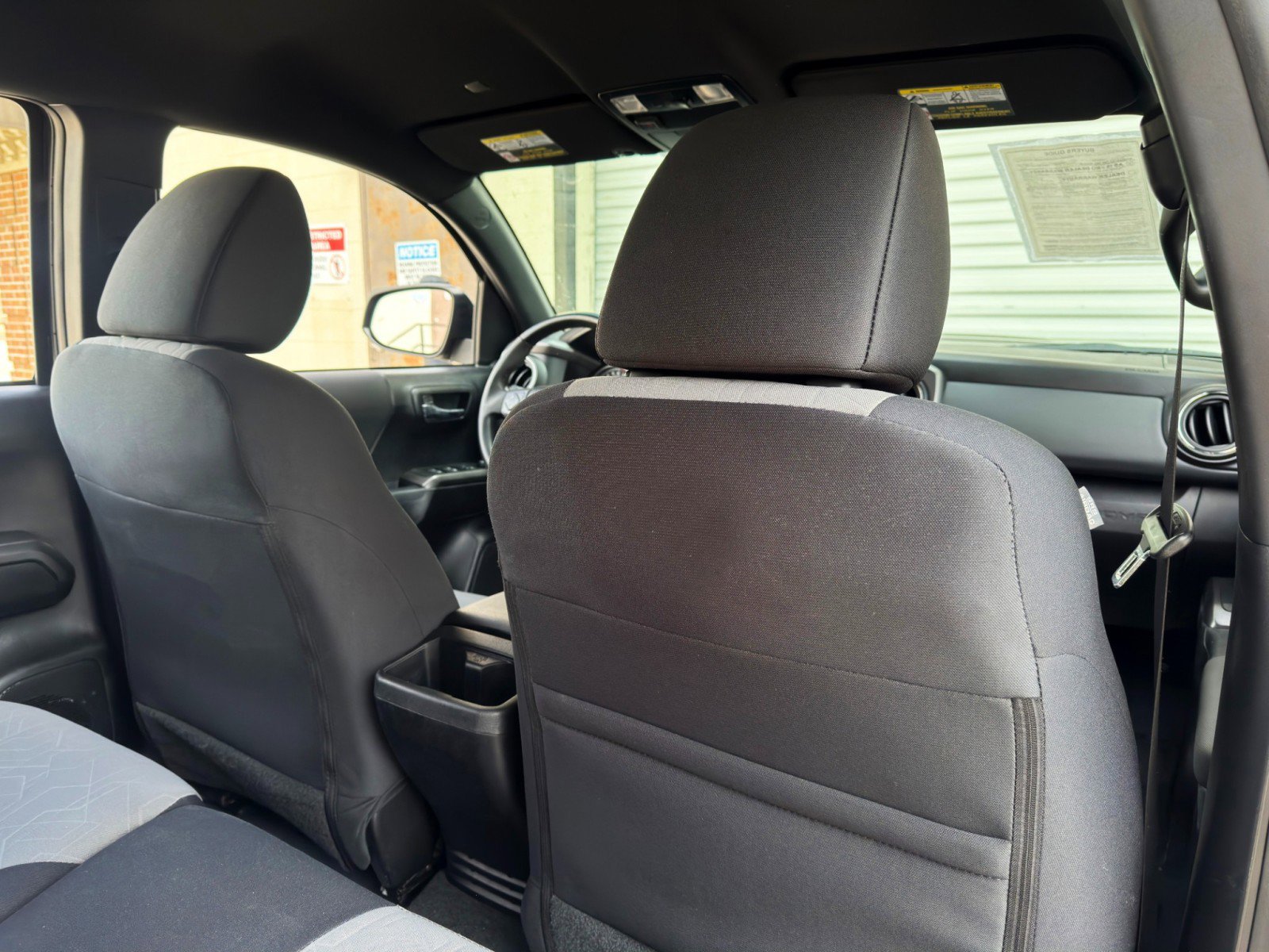Used 2021 Toyota Tacoma TRD Sport w/ Technology Package RWD image 31
