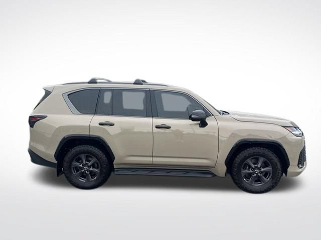 Used 2026 Lexus LX 700h Overtrail AWD/4WD image 12
