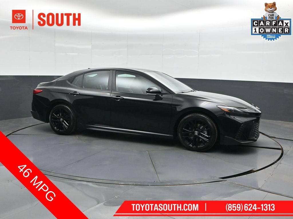 Used 2026 Toyota Camry SE FWD video 1