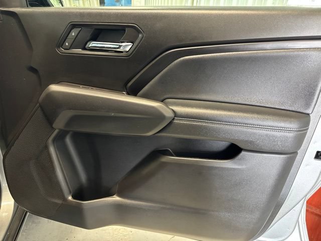 Used 2025 Chevrolet Colorado LT w/ Advanced Trailering Package AWD/4WD image 35