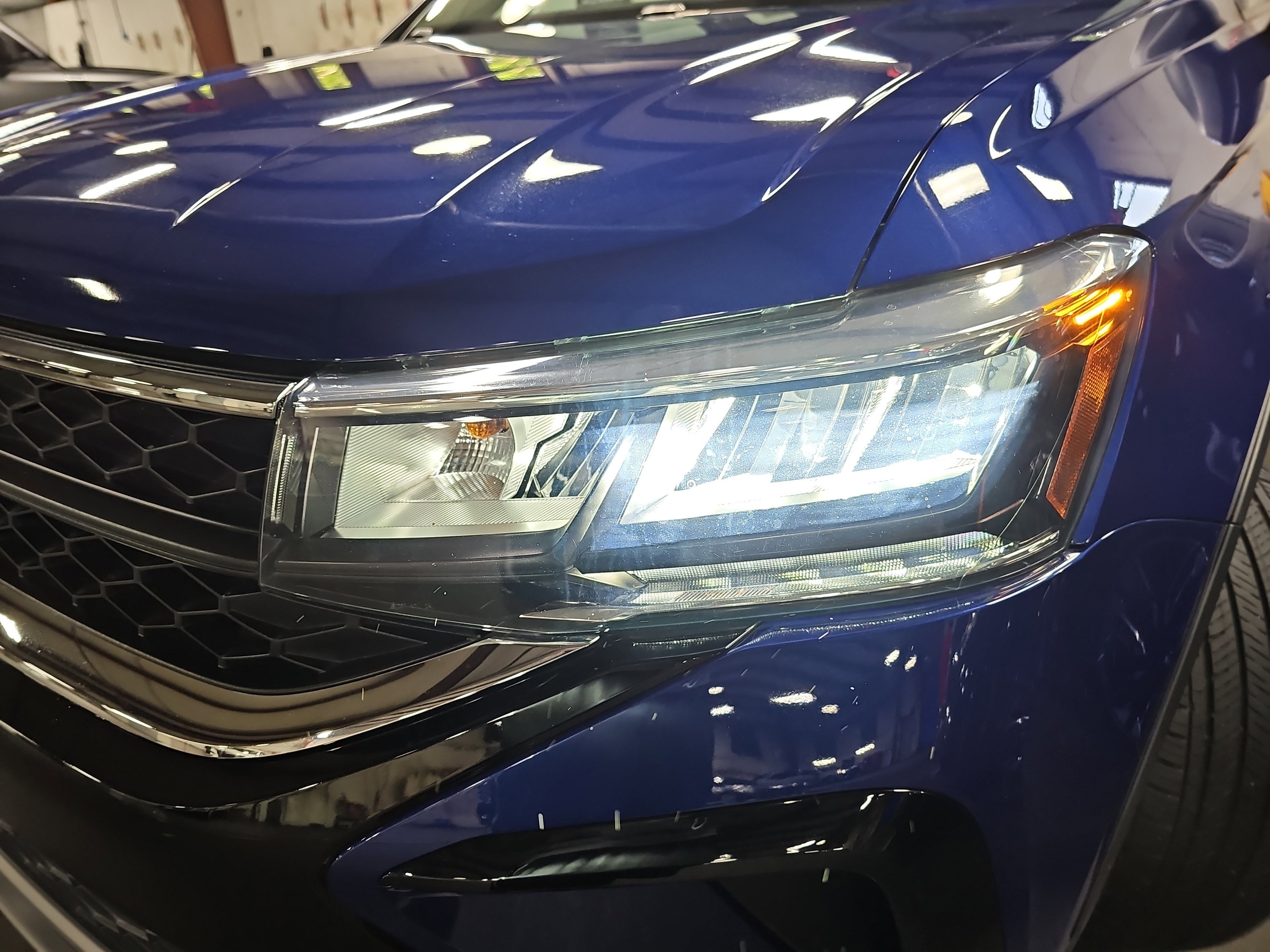 Used 2023 Volkswagen Taos S w/ Driver Assistance Package FWD image 30