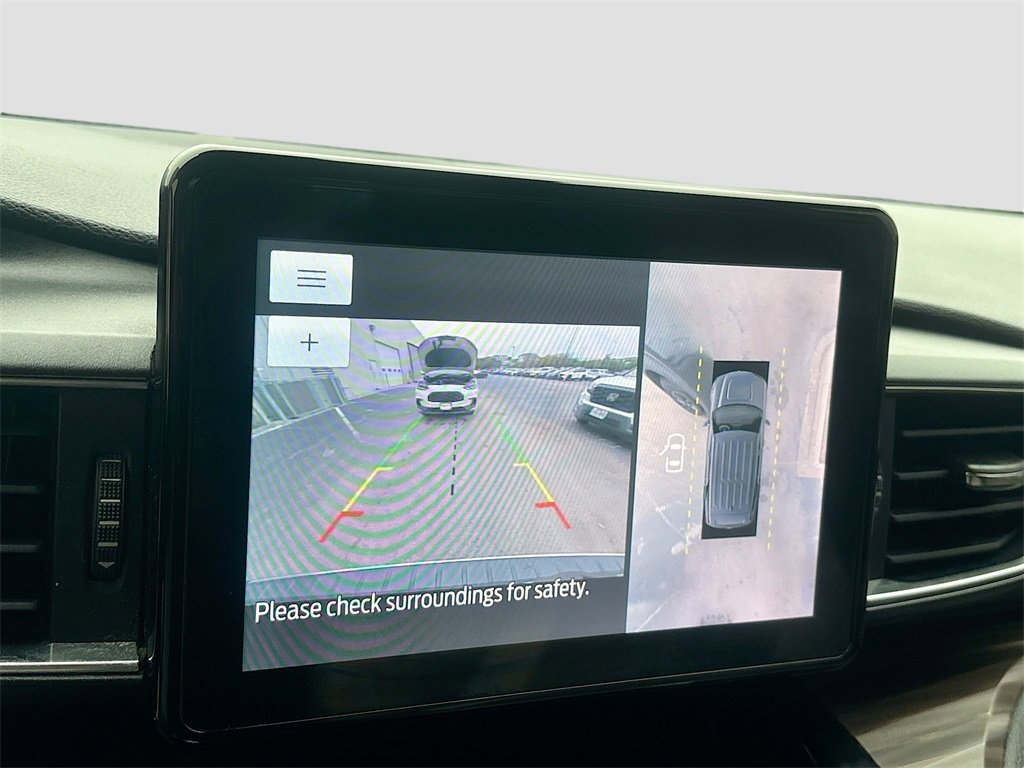 Used 2022 Ford Explorer Limited image 14