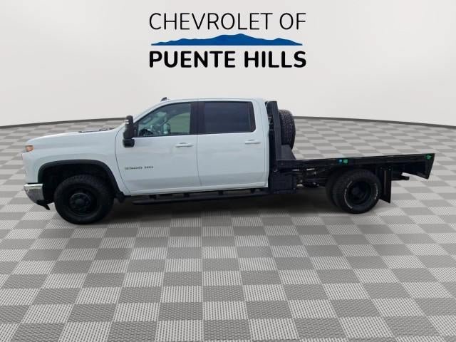 Used 2024 Chevrolet Silverado 3500 LT w/ Convenience Package AWD/4WD image 5