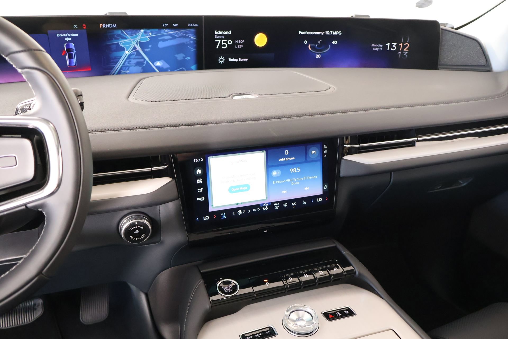 New 2025 Lincoln Navigator L Reserve AWD/4WD image 5