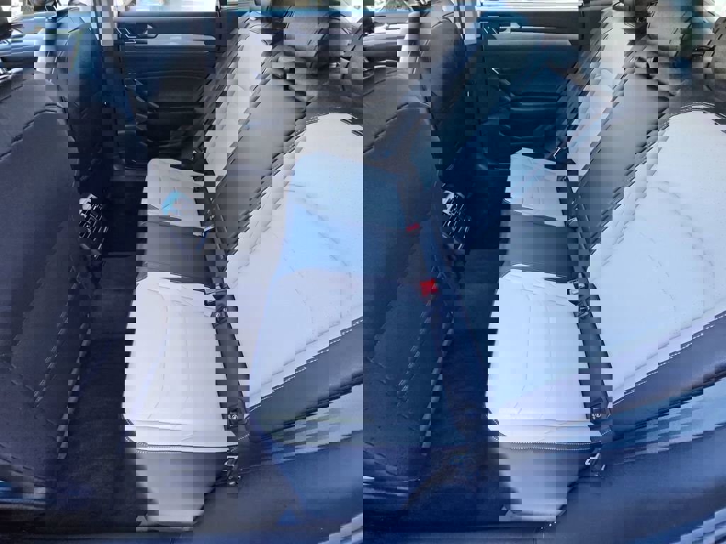 Used 2020 Volkswagen Arteon SE image 18