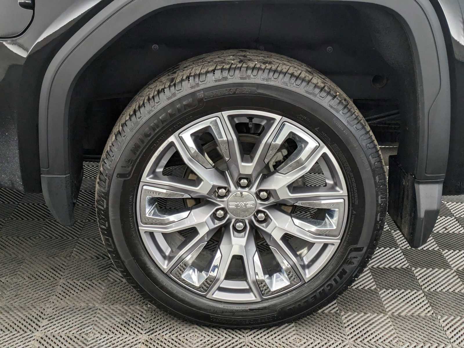 Used 2024 GMC Sierra 1500 Denali w/ Denali Reserve Package image 15