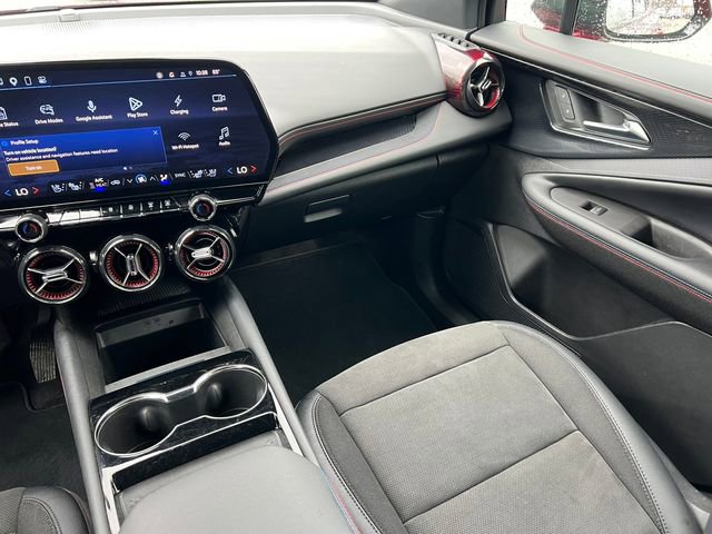 Used 2025 Chevrolet Blazer EV RS AWD/4WD image 34