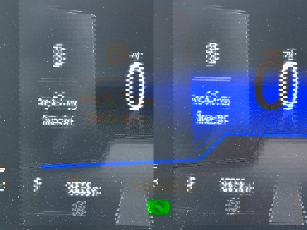 Used 2022 Volkswagen Tiguan SE image 11