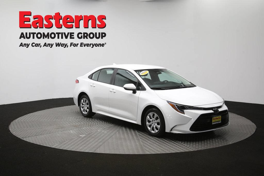 Used 2026 Toyota Corolla LE FWD image 50