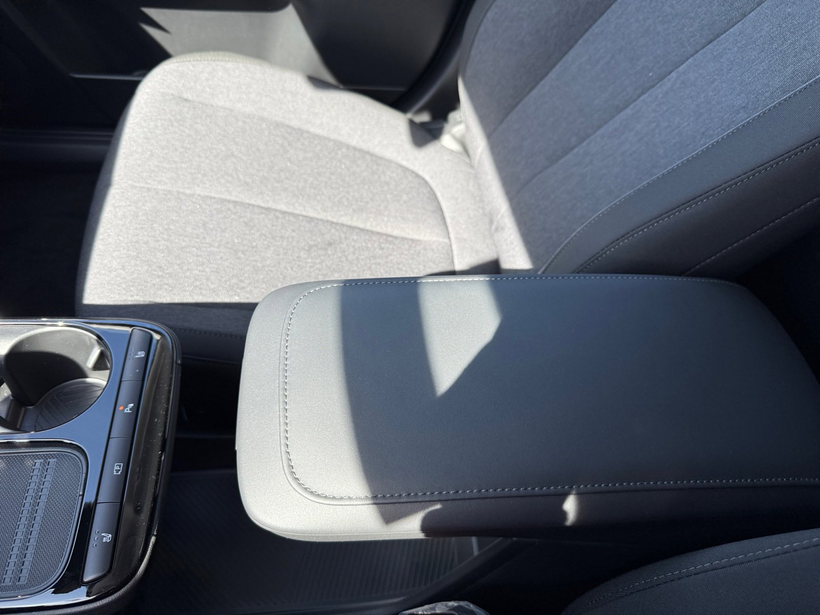 New 2025 Hyundai Ioniq 5 SE image 14