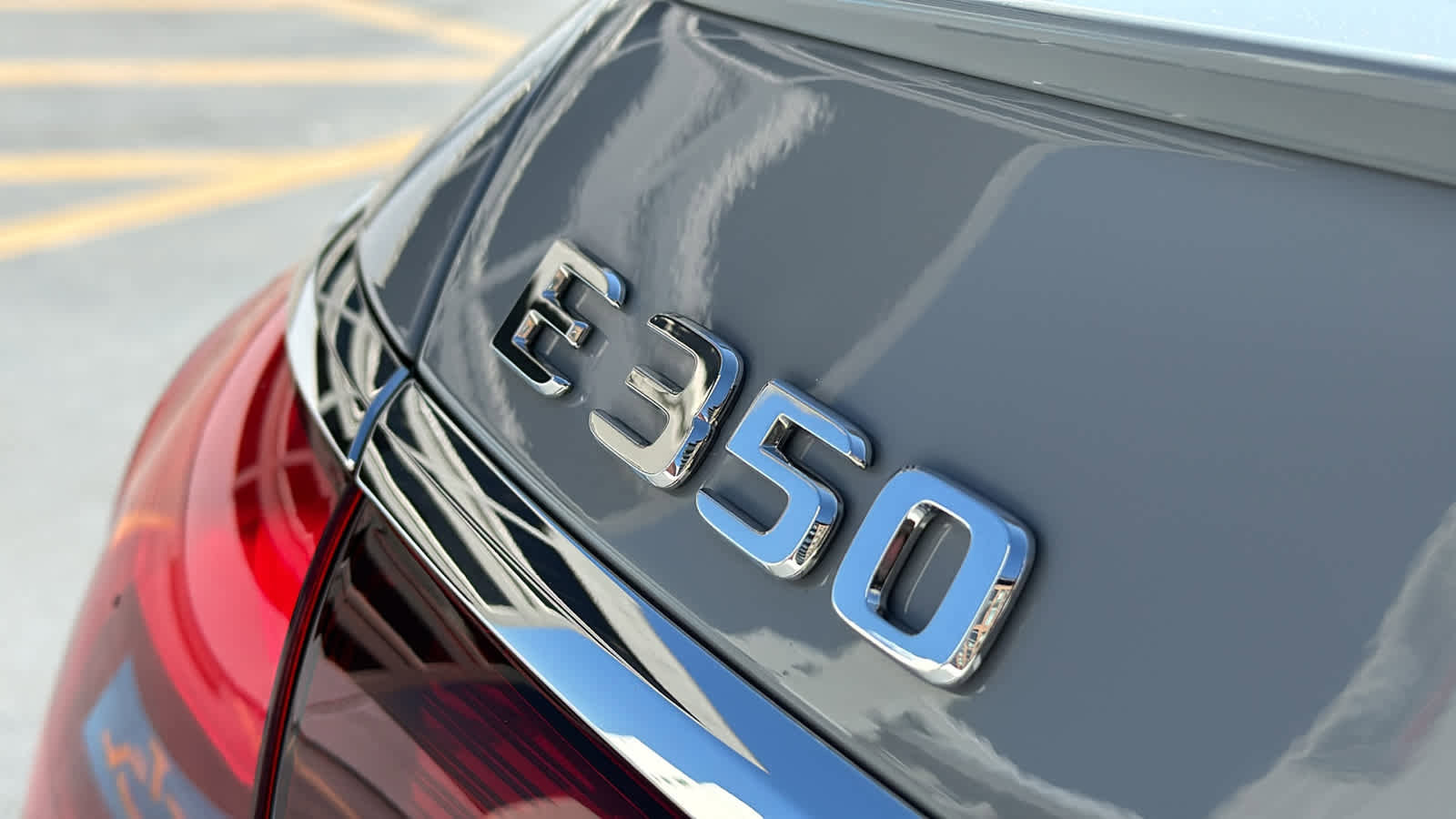 New 2026 Mercedes-Benz E 350 4MATIC Sedan image 10