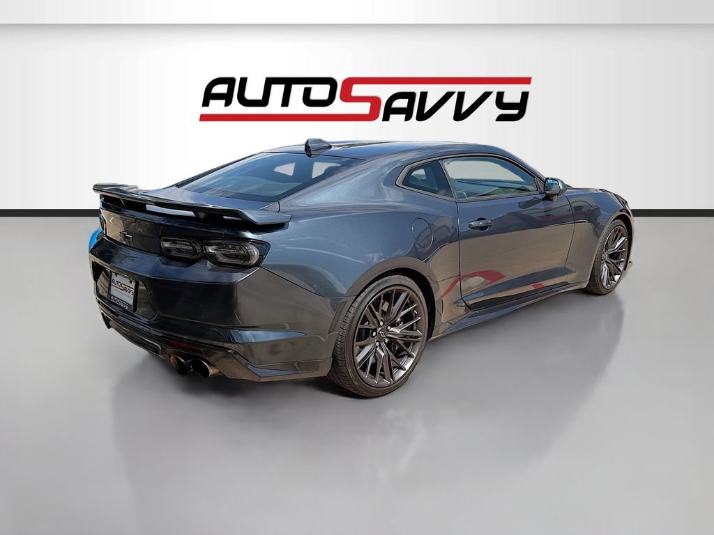 Used 2022 Chevrolet Camaro ZL1 RWD image 7