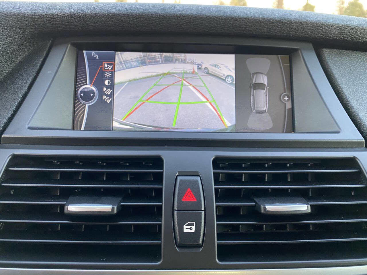 Used 2012 BMW X5 xDrive35d image 18