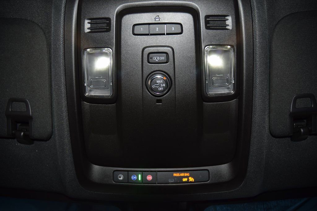 Used 2021 GMC Yukon SLT image 48