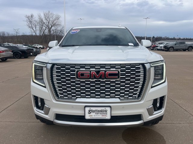 Used 2021 GMC Yukon XL Denali w/ Denali Ultimate Package image 8