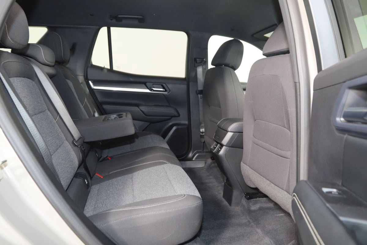 Used 2025 GMC Terrain Elevation w/ Technology Package II AWD/4WD image 14
