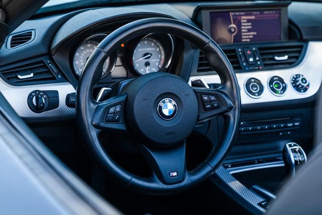 Used 2012 BMW Z4 sDrive35is image 6