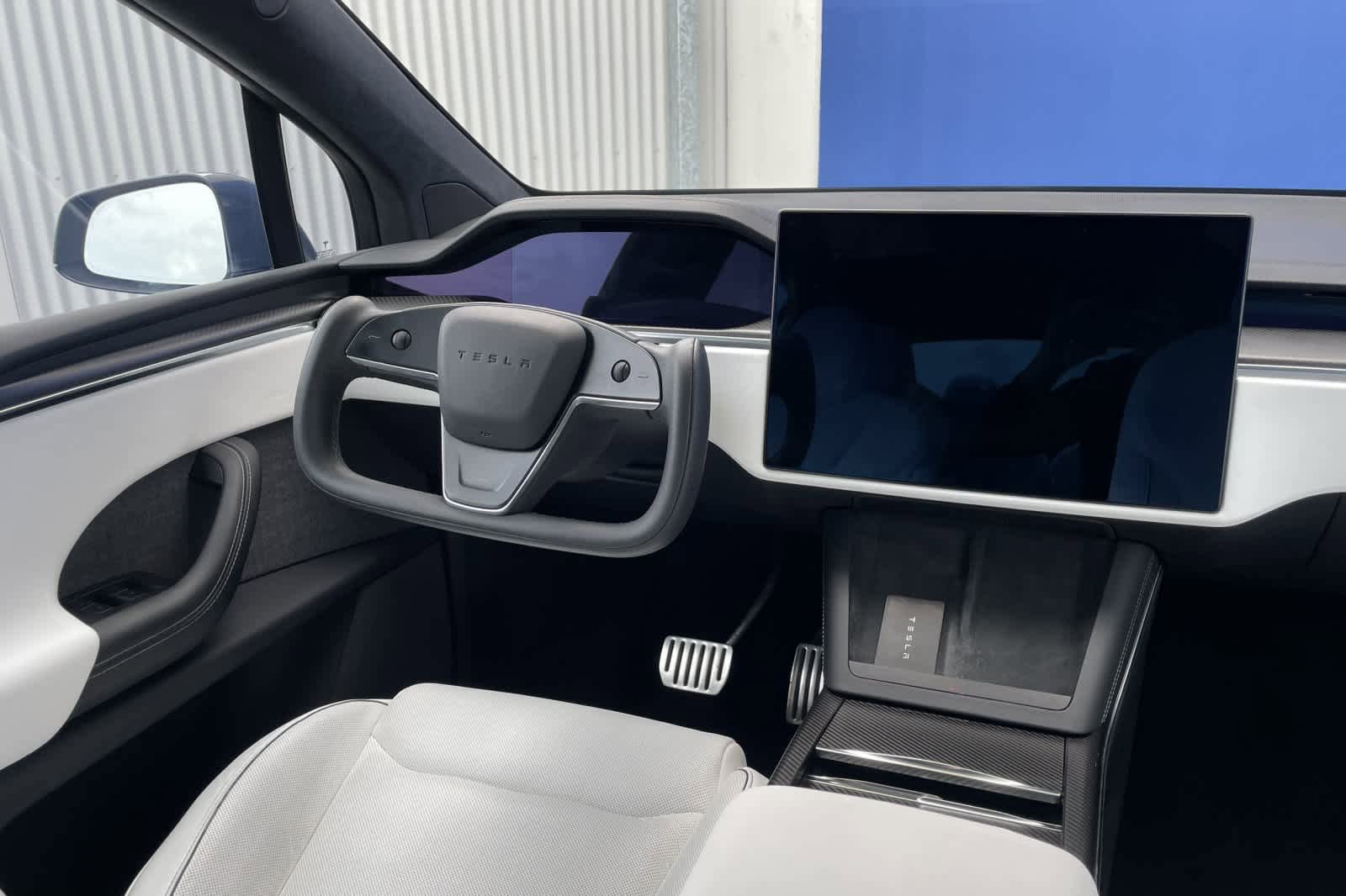 Used 2022 Tesla Model X Plaid AWD/4WD image 15