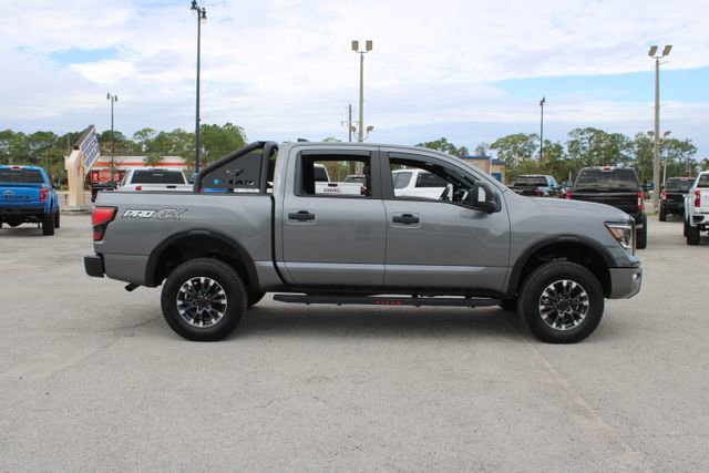 Used 2024 Nissan Titan PRO-4X w/ Pro-4x Convenience Package image 13