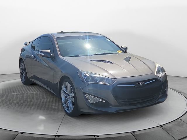 Used 2016 Hyundai Genesis Coupe 3.8 RWD image 7